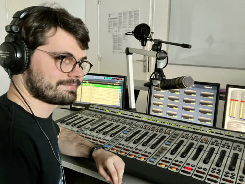 Hugo Betaille au Studio d'enregistrement de l'Infa